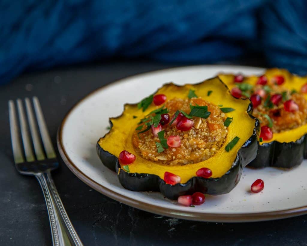 Quinoa Stuffed Acorn Squash Rings